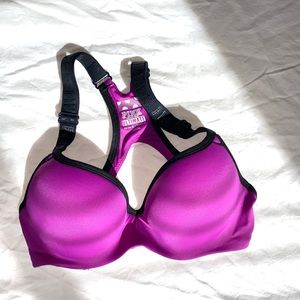 Victoria’s Secret PINK Sports Bra